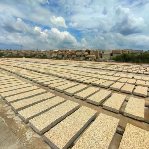 白银 黄金麻荔枝面花岗岩石材地铺石防护中