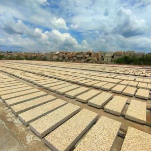 白银 黄金麻花岗岩荔枝面地铺石防护中