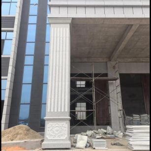 白银 芝麻白光面花岗岩门楼大柱（罗马柱）配雕花底座