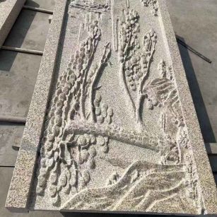 白银 黄金麻雕刻板浮雕迎客松