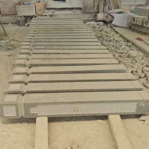 白银 芝麻白异形加工雕刻-栏杆大柱，方柱