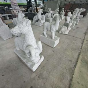 白银 芝麻白花岗岩造型立体雕刻——十二生肖