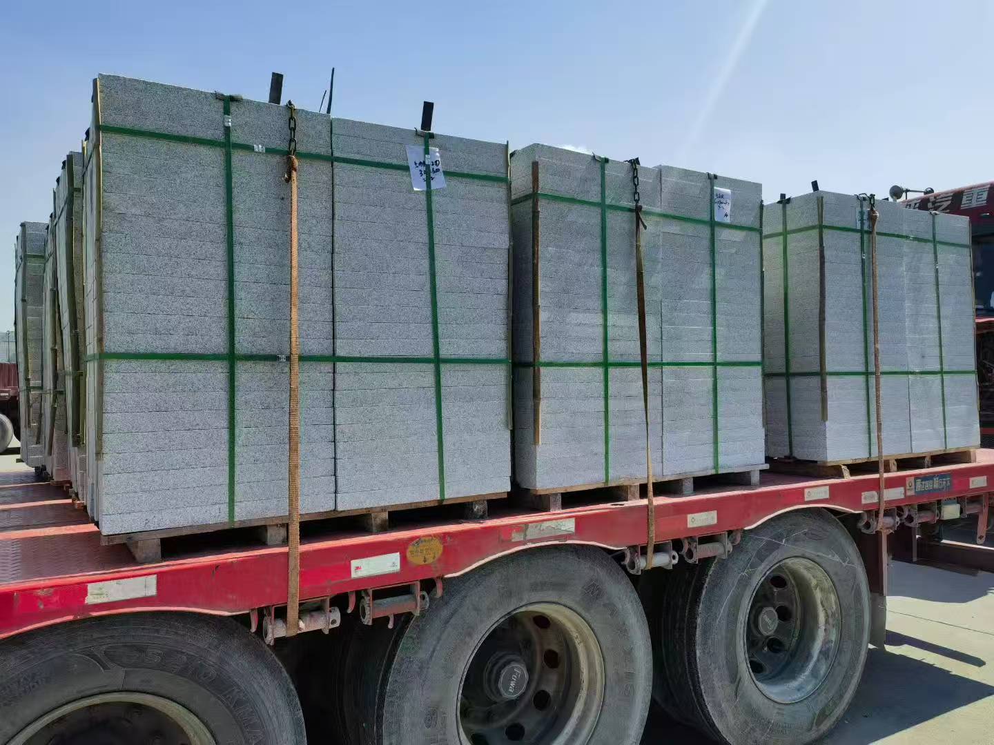 白银芝麻白花岗岩出货日常地铺石