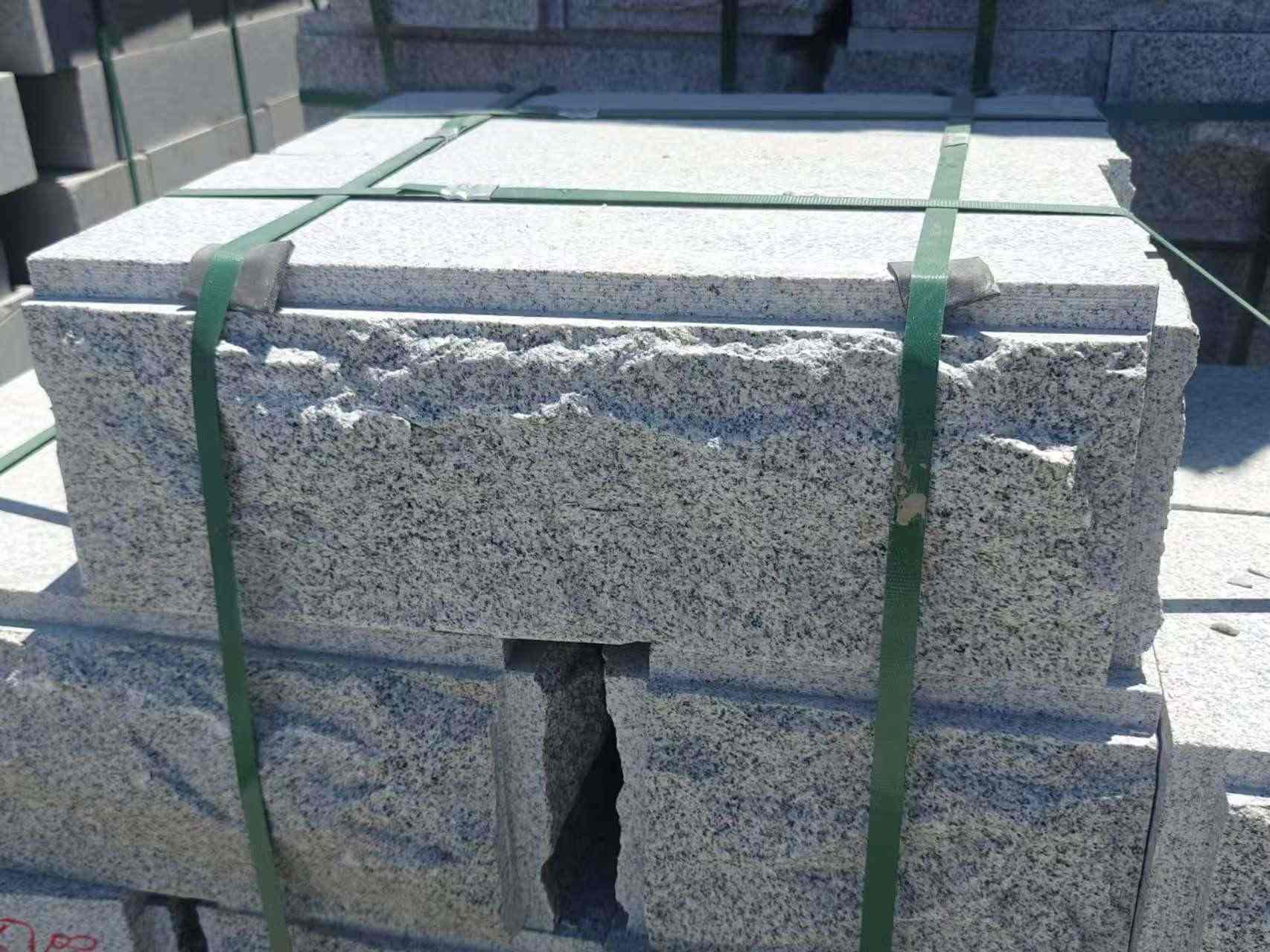 白银 芝麻白花岗岩自然面成品