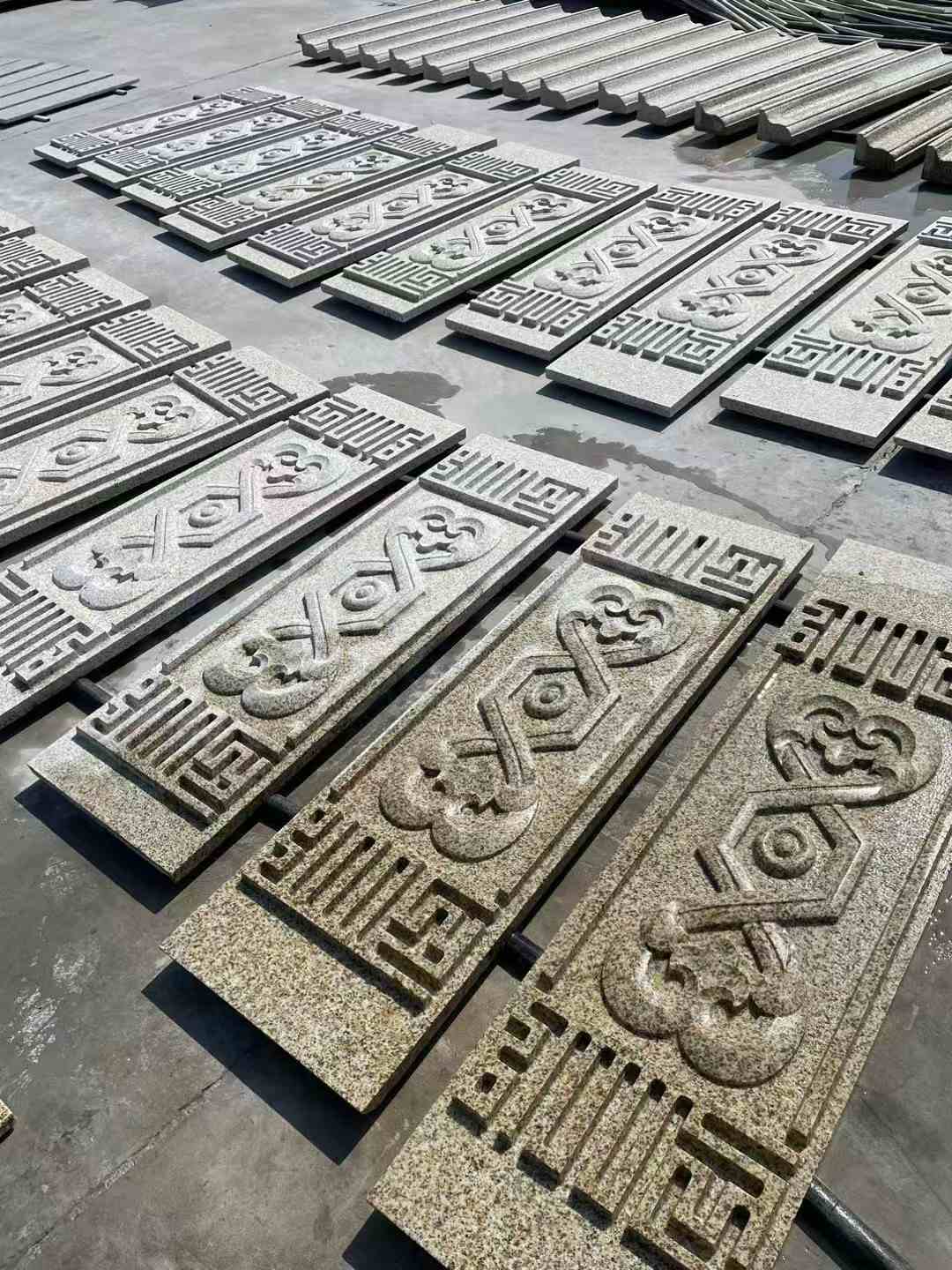 白银 黄金麻花岗岩外墙雕刻板