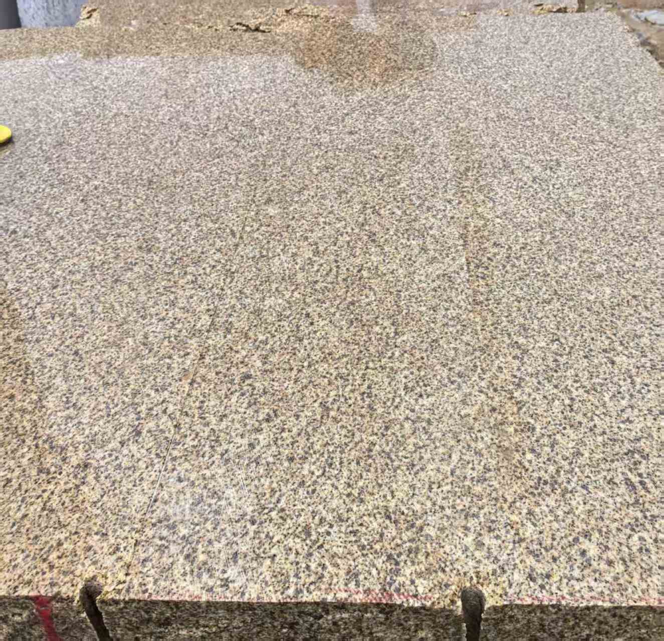 白银 黄金麻花岗岩石材方料