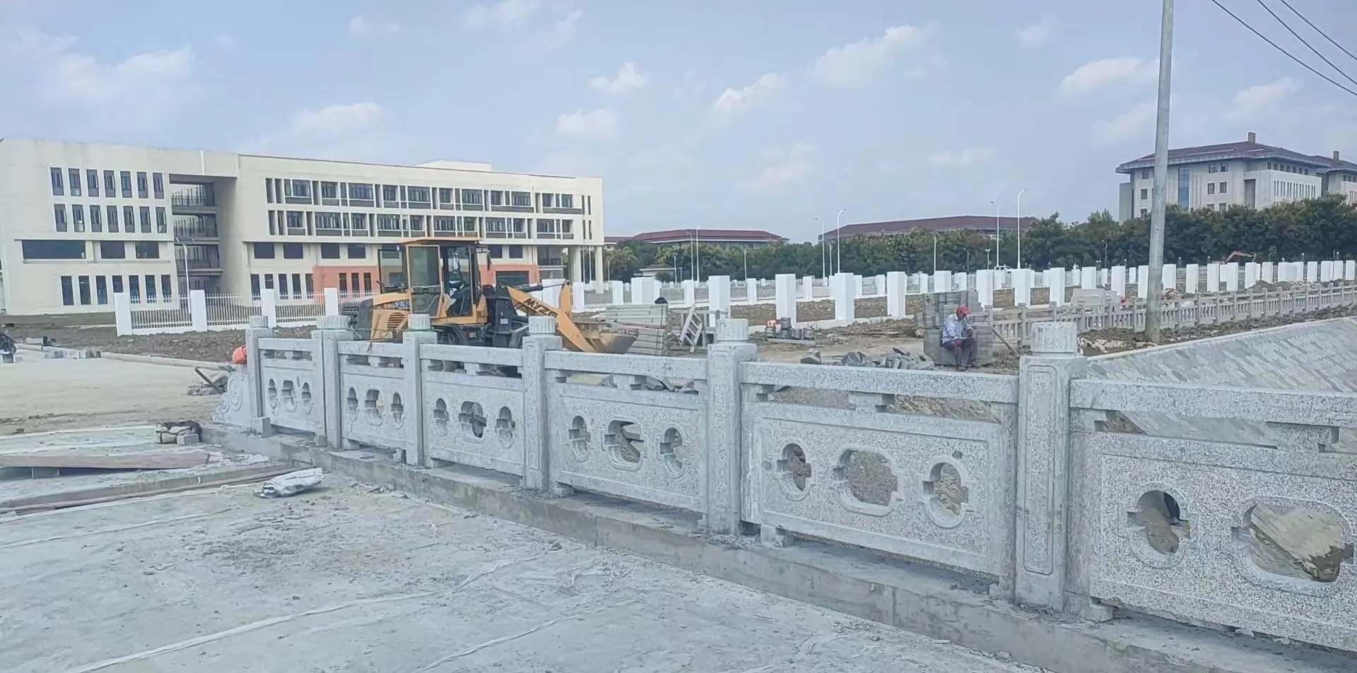 白银 白麻花岗岩荔枝面河道栏杆