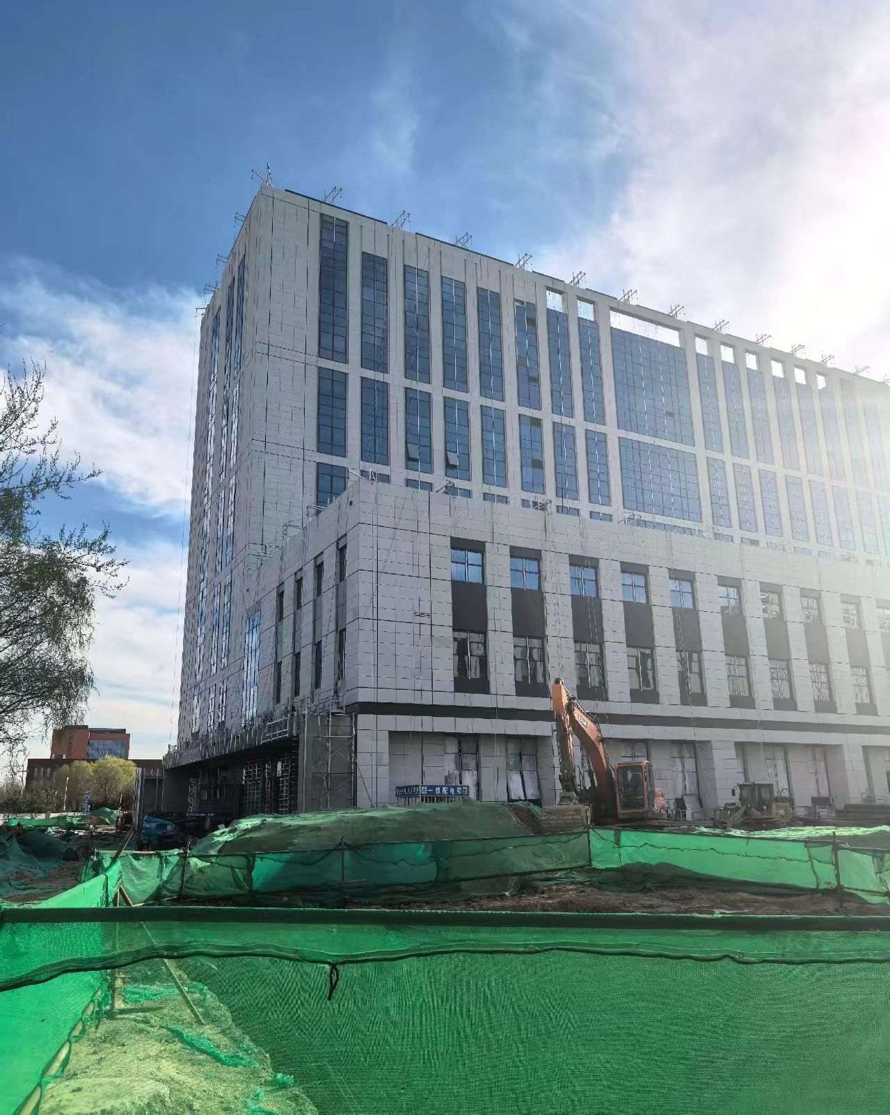 白银 白麻花岗岩石材外墙干挂