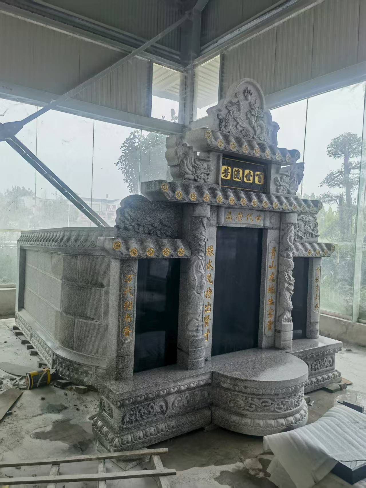 白银 芝麻白墓碑效果展示图