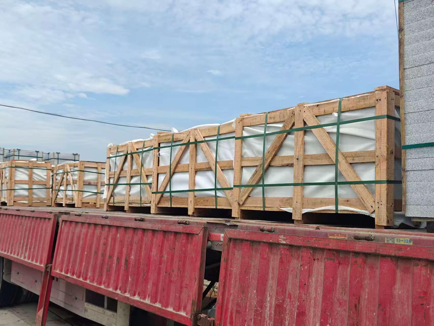 白银 芝麻白花岗岩地铺石出口专车-泰国游