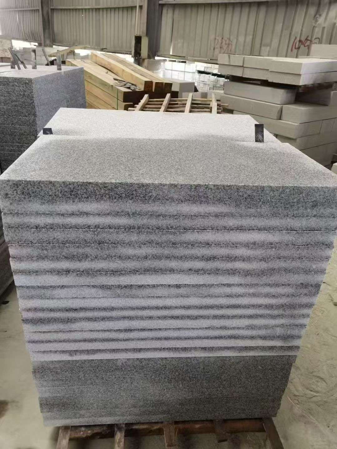 白银 芝麻白5公分火烧地铺成品，900*400，规格可定制